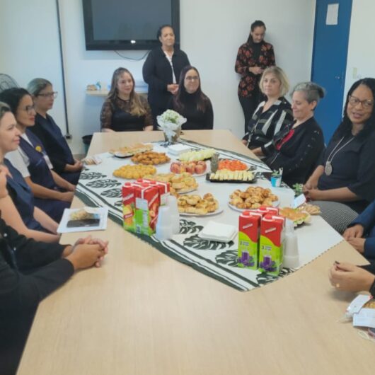 Secretaria de Saúde realiza café da manhã em homenagem ao Dia da Assistência Social Secretaria de Saúde realiza café da manhã em homenagem ao Dia da Assistência Social
