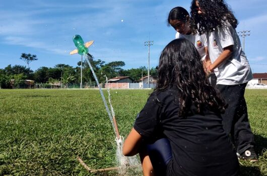 Caraguatatuba classifica dez equipes para etapa nacional da Olimpíada Brasileira de Foguetes 2025 Caraguatatuba classifica dez equipes para etapa nacional da Olimpíada Brasileira de Foguetes 2025