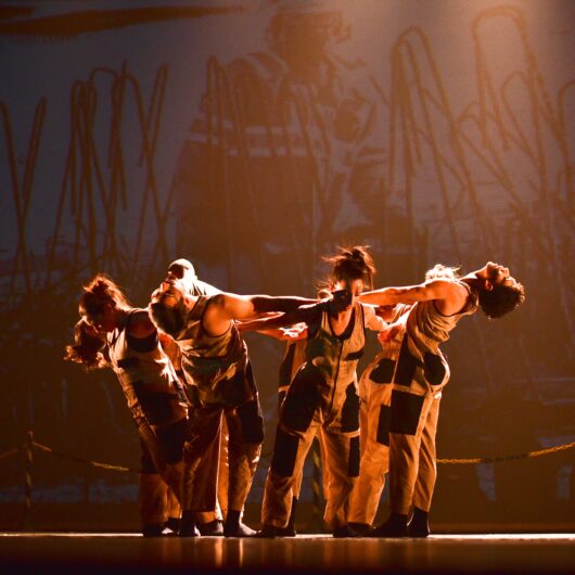 Setecentos bailarinos participam do 14º Litoral em Dança no Teatro Mario Covas Setecentos bailarinos participam do 14º Litoral em Dança no Teatro Mario Covas