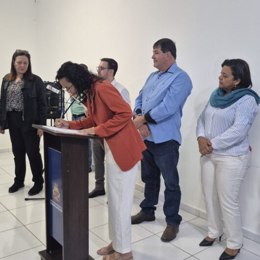Membros do Conselho Municipal de Segurança Alimentar tomam posse em Caraguatatuba Membros do Conselho Municipal de Segurança Alimentar tomam posse em Caraguatatuba