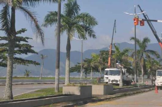 Governo propõe revogação de lei que reduzia automaticamente Contribuição de Iluminação Pública em Caraguatatuba Governo propõe revogação de lei que reduzia automaticamente Contribuição de Iluminação Pública em Caraguatatuba