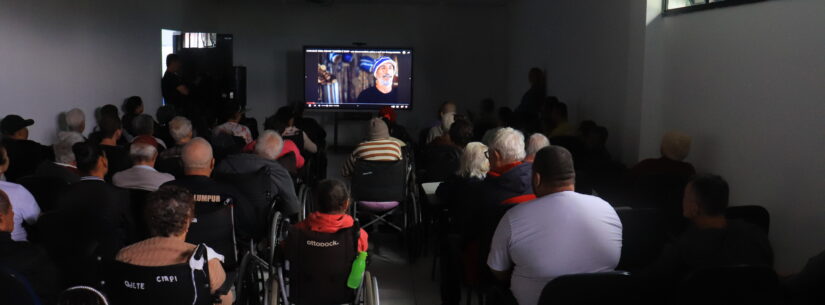 Documentário resgata memórias de Caraguatatuba em sessão dedicada a idosos e pessoas com deficiência Documentário resgata memórias de Caraguatatuba em sessão dedicada a idosos e pessoas com deficiência