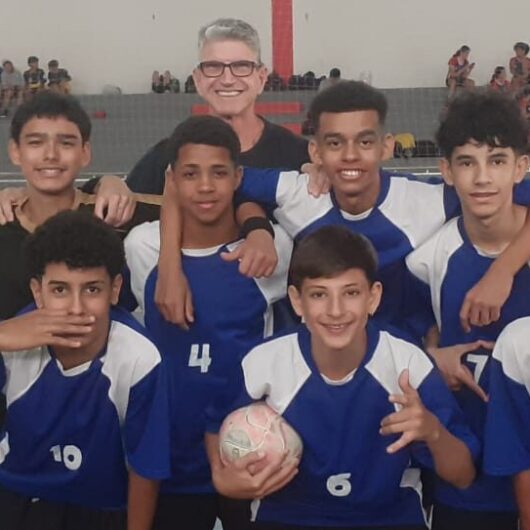 Com uma medalha de ouro, estudantes de Caraguatatuba se destacam na etapa regional dos Jogos Escolares do Estado Com uma medalha de ouro, estudantes de Caraguatatuba se destacam na etapa regional dos Jogos Escolares do Estado