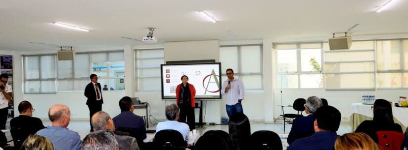 Palestra da Reforma tributária reúne 100 profissionais do ramo da construção em Caraguatatuba Palestra da Reforma tributária reúne 100 profissionais do ramo da construção em Caraguatatuba