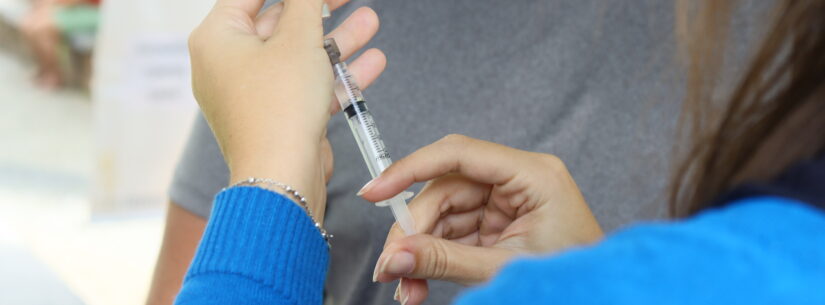 Caraguatatuba registra mais de três mil aplicações de vacina contra gripe em ação descentralizada Caraguatatuba registra mais de três mil aplicações de vacina contra gripe em ação descentralizada
