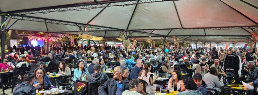 20º Festival da Tainha recebe cerca de 20 mil pessoas e comercializa mais de quatro mil toneladas do pescado 20º Festival da Tainha recebe cerca de 20 mil pessoas e comercializa mais de quatro mil toneladas do pescado