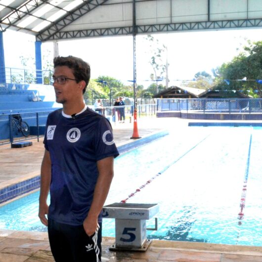 Henrique Figueirinha retorna a Caraguatatuba para férias e treinos no Centro Esportivo Henrique Figueirinha retorna a Caraguatatuba para férias e treinos no Centro Esportivo