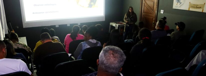 Alunos da capacitação “Boas Práticas em Manipulação de Alimentos” recebem certificado Alunos da capacitação “Boas Práticas em Manipulação de Alimentos” recebem certificado