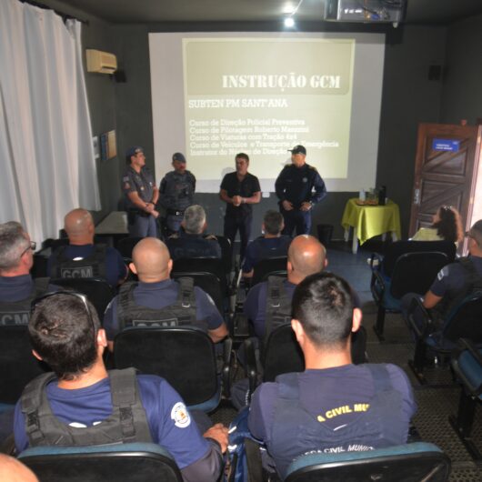 Guardas Civis Municipais participam de curso sobre direção defensiva em parceria com a Polícia Militar em Caraguatatuba