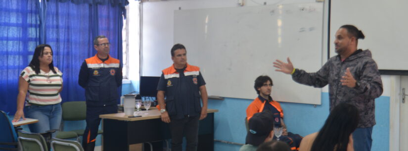 Palestra Defesa Cívil Colonia Pescadores Foto JcCurtis (PMC) (49)