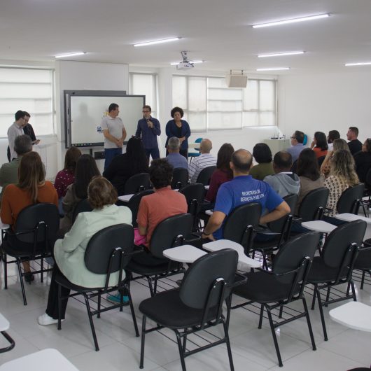Nova composição de servidores para gestão da CIPAA toma posse em Caraguatatuba