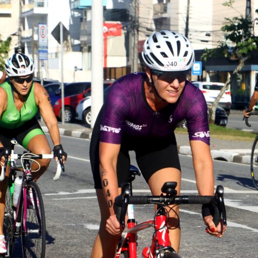 KSeries Sprint de Triathlon reúne centenas de atletas em Caraguatatuba
