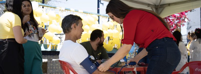 Caraguatatuba promove ações de prevenção ao suicídio na Praça Dr. Cândido Motta