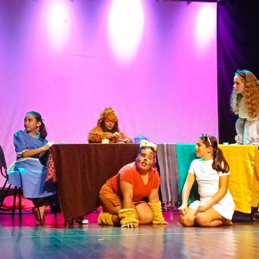 Inscrições para 14º FET – Festival Estudantil de Teatro de Caraguatatuba seguem abertas até dia 29