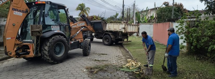 Secretaria de Serviços Públicos segue com limpeza descentralizada em vários bairros de Caraguatatuba