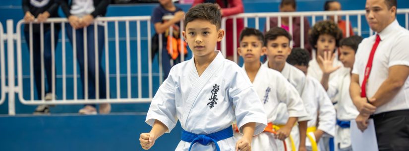 Karatê ‘So Kyokushin’ reúne jovens atletas em torneio no Ciase do Travessão em Caraguatatuba