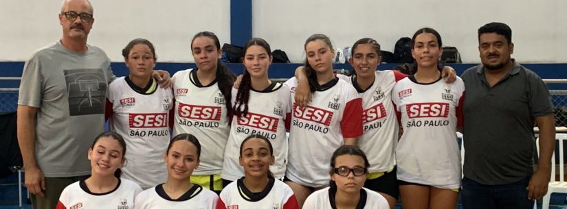 Basquete feminino de Caraguatatuba mantém 3ª colocação no Paulista sub-15