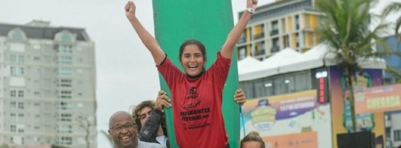 Caraguatatuba comemora bicampeonato brasileiro da surfista Katellyn Oliveira Caraguatatuba comemora bicampeonato brasileiro da surfista Katellyn Oliveira
