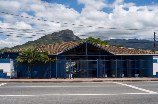 Secretaria de Serviços Públicos pinta diversas repartições municipais de Caraguatatuba Secretaria de Serviços Públicos pinta diversas repartições municipais de Caraguatatuba