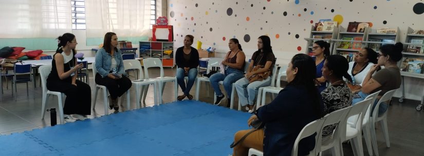 Roda de conversa aborda enfrentamento à violência doméstica em escolas municipais de Caraguatatuba Roda de conversa aborda enfrentamento à violência doméstica em escolas municipais de Caraguatatuba