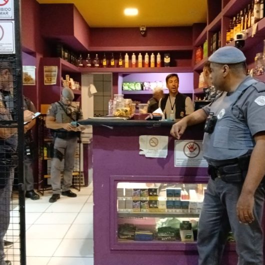 Ações de fiscalização em bares e adegas são intensificadas em Caraguatatuba