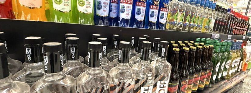 Procon-SP cria canal para denúncias e alerta consumidores sobre bebidas adulteradas