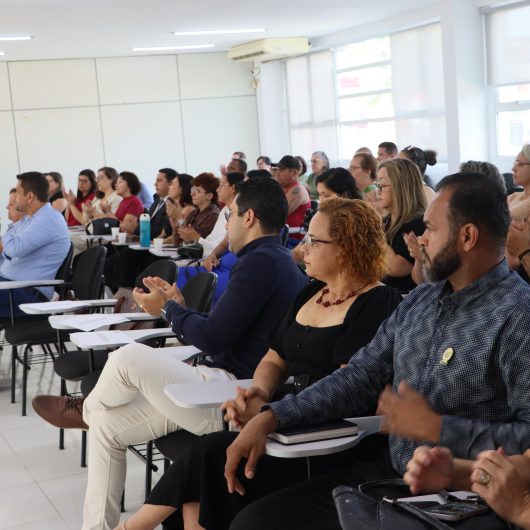 Comitê para acompanhamento de População em Situação de Rua é empossado em Caraguatatuba Comitê para acompanhamento de População em Situação de Rua é empossado em Caraguatatuba