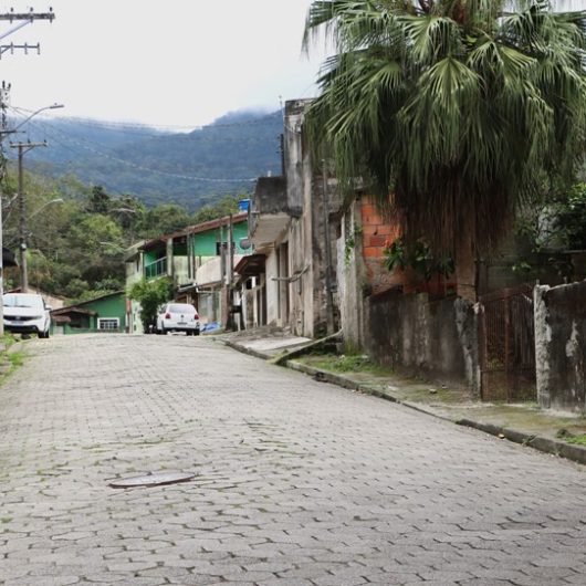 Técnicos do Programa Cidade Legal vistoriam Rio do Ouro para regularização fundiária do núcleo Técnicos do Programa Cidade Legal vistoriam Rio do Ouro para regularização fundiária do núcleo