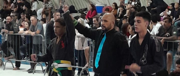 Atletas de Caraguatatuba conquistam 31 medalhas no Summer Kids de Jiu-Jitsu em Ubatuba Atletas de Caraguatatuba conquistam 31 medalhas no Summer Kids de Jiu-Jitsu em Ubatuba