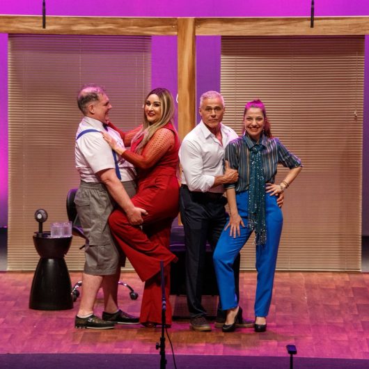 Comédia sobre altos e baixos do amor é destaque na programação do Teatro Mario Covas Comédia sobre altos e baixos do amor é destaque na programação do Teatro Mario Covas