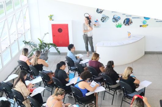 Secretaria de Educação convoca mais agentes de apoio escolar para rede de ensino de Caraguatatuba Secretaria de Educação convoca mais agentes de apoio escolar para rede de ensino de Caraguatatuba