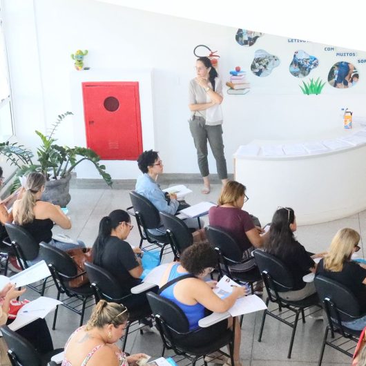 Secretaria de Educação convoca mais agentes de apoio escolar para rede de ensino de Caraguatatuba Secretaria de Educação convoca mais agentes de apoio escolar para rede de ensino de Caraguatatuba