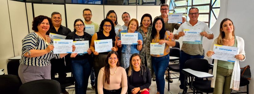 2ª turma de servidores municipais de Caraguatatuba conclui curso de Liderança da Escola de Governo