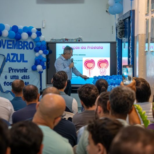 Palestra sobre câncer de próstata marca Campanha do Novembro Azul no Paço Municipal de Caraguatatuba
