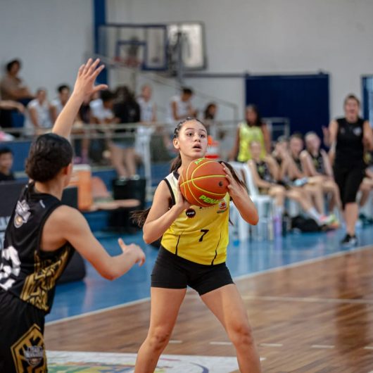 1º Festival Mini Basketball reúne crianças de 8 a 12 anos em Caraguatatuba