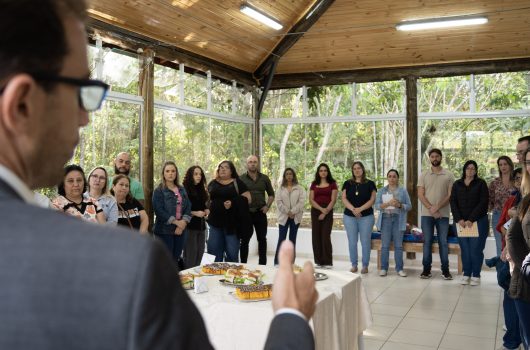 Caraguatatuba divulga data da 2ª parcela do 13º salário, antecipa folha de dezembro e conclui quitação de débitos com fornecedores