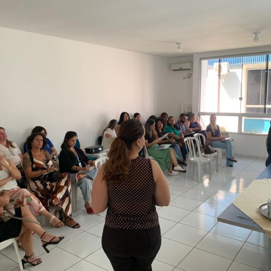 Treinamento qualifica servidores da Assistência Social para aprimorar o atendimento à população em Caraguatatuba
