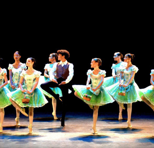 Escola de Bailados de Caraguatatuba apresenta Gala ‘Entre Amigos’ neste sábado