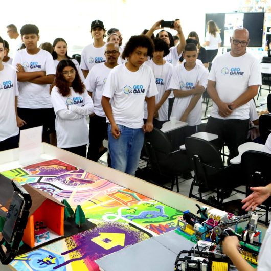 Final do projeto de Robótica e Geogame destaca tecnologia, criatividade e protagonismo estudantil em Caraguatatuba