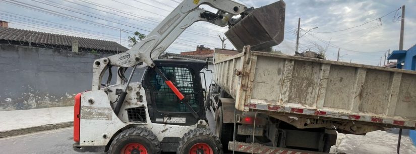Secretaria de Serviços Públicos promove limpeza dos bairros de Caraguatatuba na semana da Consciência Negra
