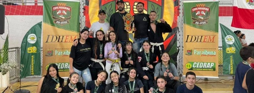 Equipe de Caraguatatuba conquista 13 medalhas e 3º lugar geral em campeonato de Jiu-Jítsu em Paraibuna