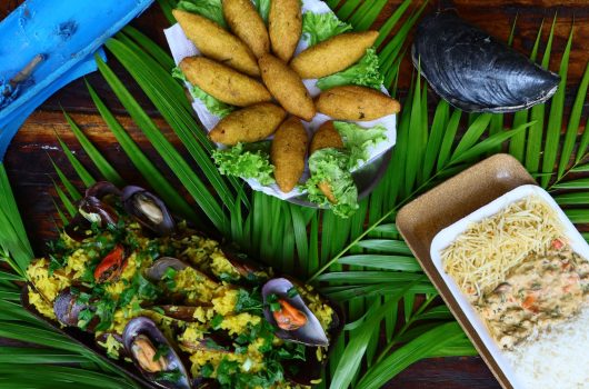 15º Festival do Mexilhão começa nesta sexta-feira com gastronomia caiçara e programação cultural diversificada