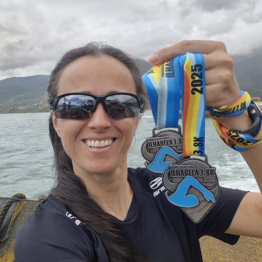 Atleta de Caraguatatuba conquista pódio na Travessia do Canal de Ilhabela