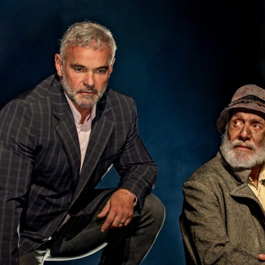 Espetáculo ‘O Vendedor de Sonhos’, adaptado de best-seller, é destaque no Teatro Mario Covas