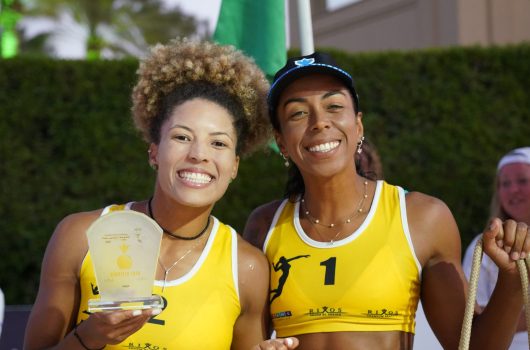 Dupla de Caraguatatuba fica entre as quatro melhores em torneio internacional no Egito