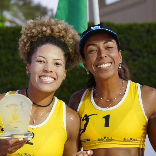 Dupla de Caraguatatuba fica entre as quatro melhores em torneio internacional no Egito