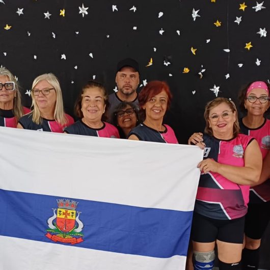 Caraguatatuba é 5º lugar na final estadual da Superliga da Melhor Idade de vôlei adaptado em Itaquaquecetuba