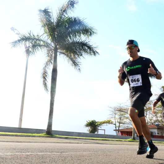 Caraguatatuba realiza 3ª edição da Virada Caraguatatubense de Corrida de Rua com provas de 5 km e 15 km no dia 31 de dezembro