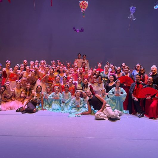 Aprendizes das Oficinas Culturais de Dança encerram semestre com apresentações no Teatro Mario Covas