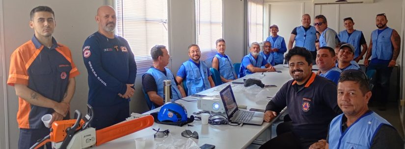 Servidores da Prefeitura de Caraguatatuba participam de curso de Operador de Motosserra